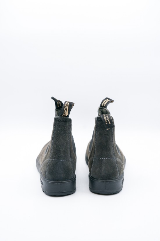 blundstone-steel-grey-waxed-suede-blackel-calzature-1910 (1)