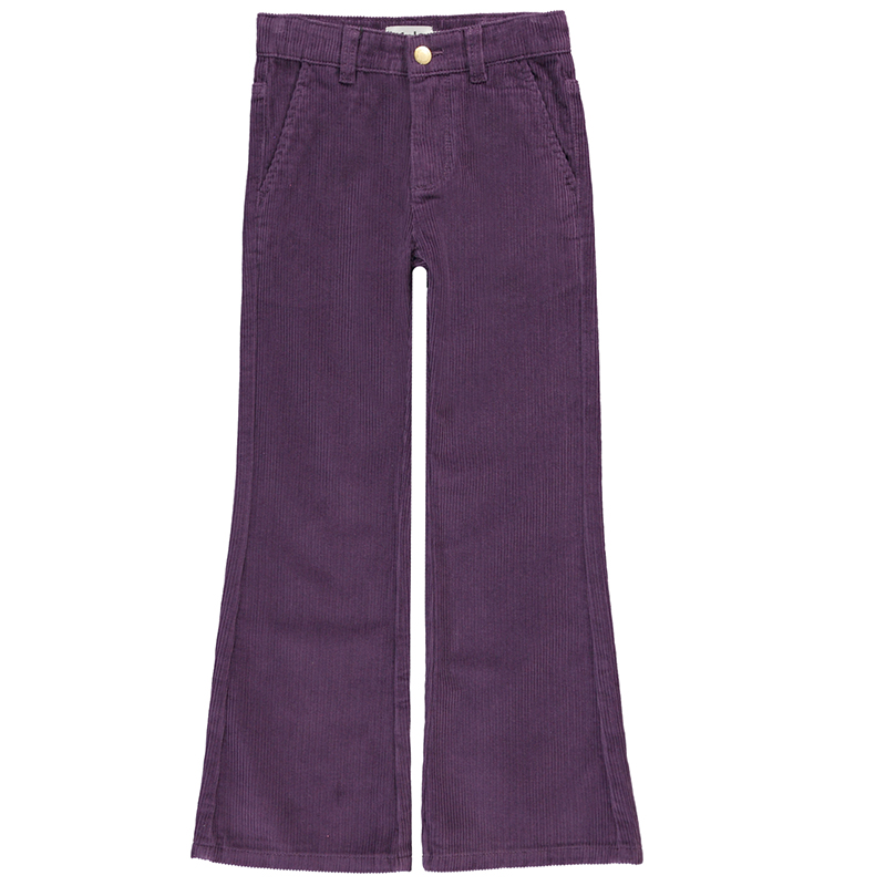 Molo Pantaloni Aida Night Purple é un grazioso pantalone in cotone organico viola effetto velluto. Design gamba stretta e a zampa con una vestibilità abbondante.